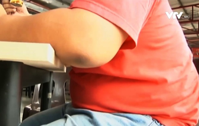 Một nửa số người trưởng thành tại Malaysia mắc bệnh béo phì - Ảnh 1.