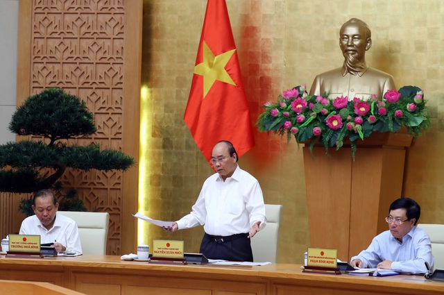 Thủ tướng Nguyễn Xuân Phúc: Anh đi tìm nguồn lực nơi này, nơi khác nhưng lại để một đống tiền ngay trên địa bàn của anh - Ảnh 4.