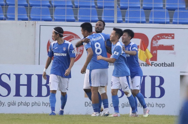 Miễn phí vé vào sân trận Than Quảng Ninh gặp Sông Lam Nghệ An tại vòng 11 LS V.League 1-2020 - Ảnh 1.