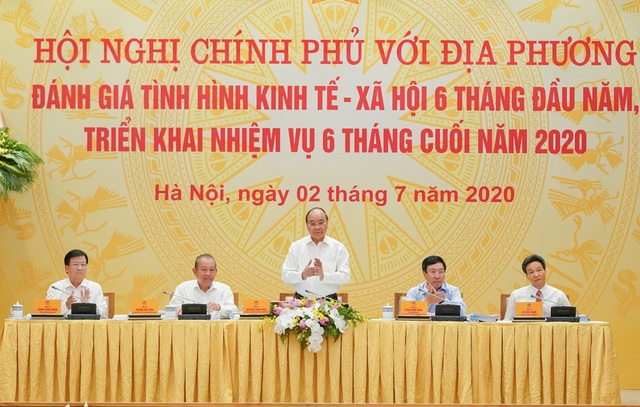 Thủ tướng Nguyễn Xuân Phúc: Dồn lực cho tam mã kéo cỗ xe tăng trưởng - Ảnh 1.