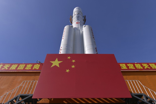 Trung Quốc phóng thành công tàu khám phá sao Hỏa - Ảnh 1.