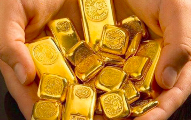 Chênh lệch mua vào - bán ra cả triệu đồng, cảnh báo cho người mua vàng ăn xổi - Ảnh 1.