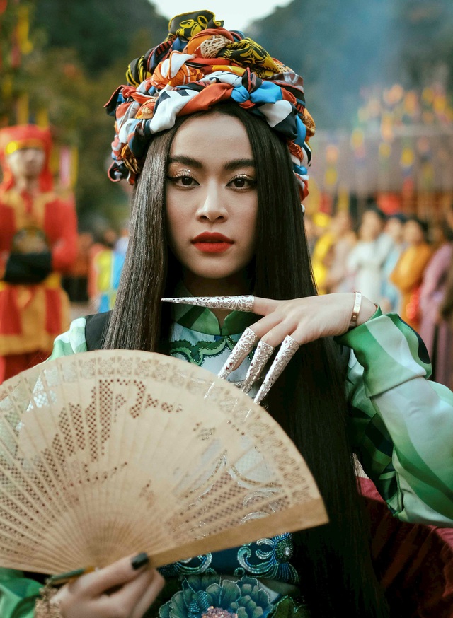Đại thắng vào năm 2019, Hoàng Thùy Linh tiếp tục được đề cử tại VTV  Awards 2020 - Ảnh 2.
