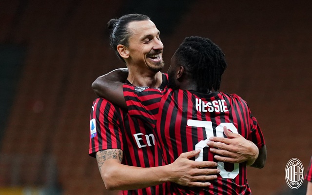 AC Milan 4-2 Juventus: Ibrahimovic làm lu mờ Ronaldo, Milan ngược dòng ấn tượng - Ảnh 2.