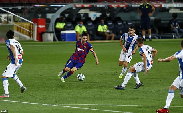 Barcelona 1-0 Espanyol: Nỗ lực bám đuổi! (Vòng 35 La Liga) - Ảnh 1.