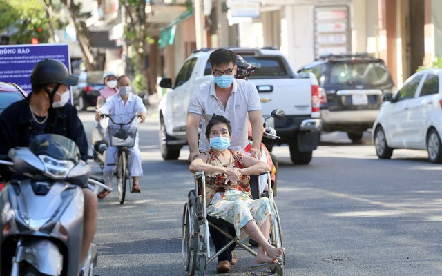 Bệnh viện C Đà Nẵng chính thức đón bệnh nhân tới khám - Ảnh 3.