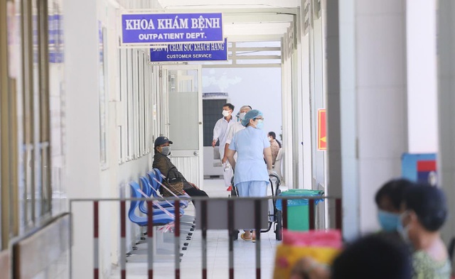 Bệnh viện C Đà Nẵng chính thức đón bệnh nhân tới khám - Ảnh 4.