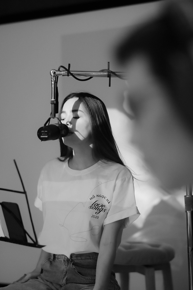 Hồ Ngọc Hà kết hợp với dàn nhạc sĩ khủng trong dự án Love Songs - Ảnh 3.