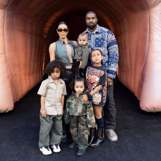 Kanye West - Kim Kardashian: Cố gắng cứu vãn cuộc hôn nhân - Ảnh 1.
