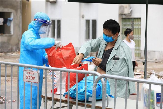 Hà Nội tạm ngừng hoạt động 3 bệnh viện không an toàn phòng chống dịch COVID-19 - Ảnh 1.
