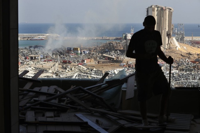 Vụ nổ kinh hoàng tại cảng Beirut là minh chứng của sự quan liêu, thờ ơ trong quản lý? - Ảnh 1.