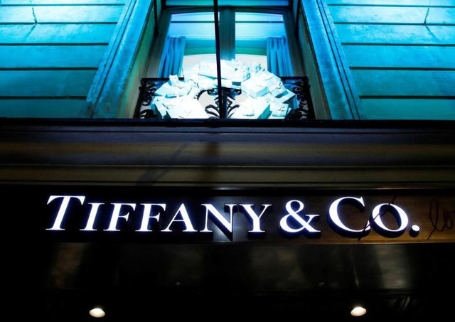 Vua hàng hiệu LVMH rút khỏi thương vụ thâu tóm tỷ đô với Tiffany - Ảnh 1.