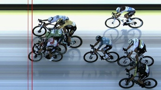 Caleb Ewan về nhất chặng 11 giải xe đạp Tour de France 2020 - Ảnh 2.