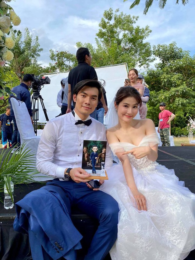 Tình yêu và tham vọng: Trước tập cuối, Diễm My tung thêm loạt ảnh đám cưới của Minh và Linh - Ảnh 5.