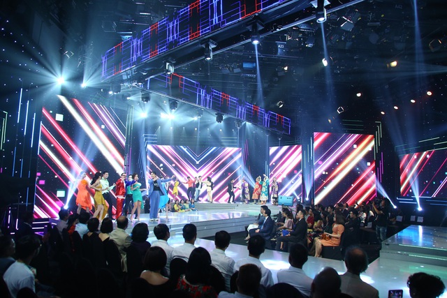 Táo quân đổ bộ sân khấu VTV Awards 2020 với 2 Táo mới toanh - Ảnh 13.