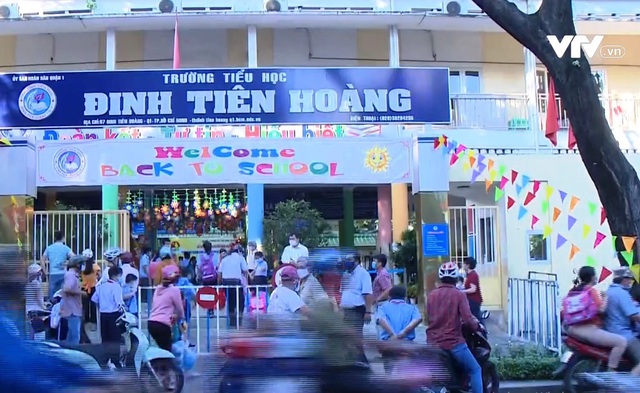 TP.HCM đảm bảo an toàn ngày đầu đi học - Ảnh 1.