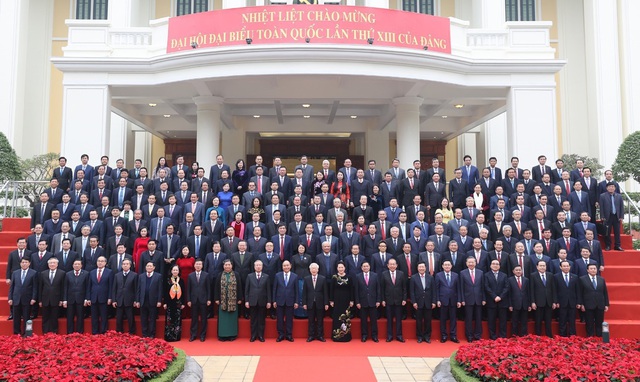 ẢNH: Tổng Bí thư, Chủ tịch nước Nguyễn Phú Trọng và các đại biểu dự Hội nghị Trung ương 15 - Ảnh 3.
