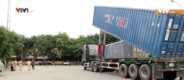 Xử lý nghiêm xe container hoán cải thành xe tự đổ - Ảnh 1.