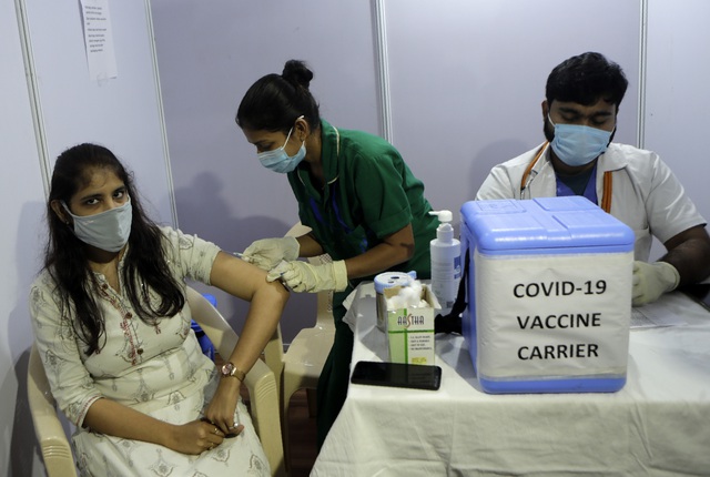Chiến dịch tiêm chủng vaccine COVID-19 ở Ấn Độ gặp sự cố do lỗi ứng dụng - Ảnh 1.
