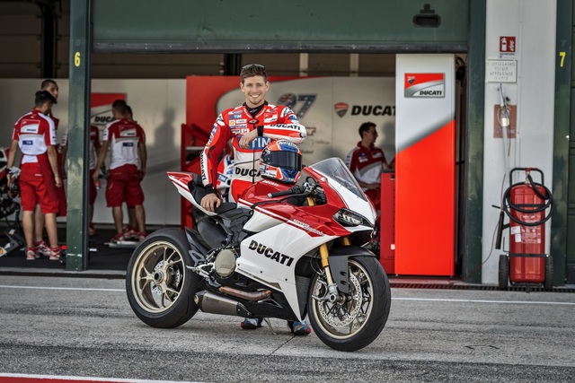Ducati đạt thỏa thuận gia hạn hợp đồng với MotoGP - Ảnh 1.