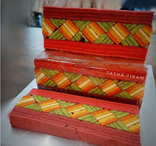 Mục sở thị món bánh cổ truyền giá đắt đỏ, chế biến cầu kỳ bậc nhất thế giới - Ảnh 1.