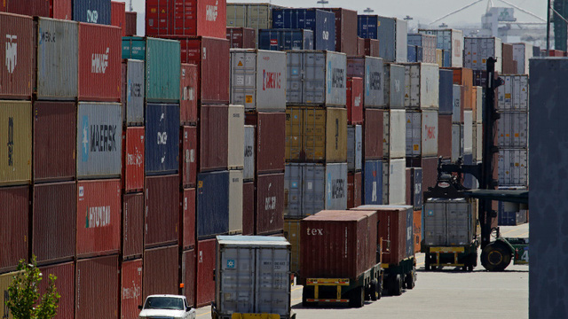 Sẽ thanh lý hơn 3.000 container hàng vô chủ ở các cảng - Ảnh 1.