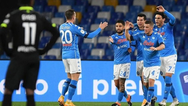 Napoli 4-2 Spezia: Napoli gặp Atalanta ở bán kết Coppa Italia - Ảnh 3.