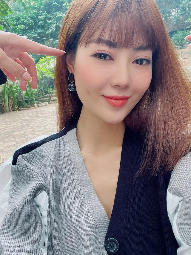 Thanh Hương, Huyền Thạch nhí nhố hậu trường phim Mùa hoa tìm lại - Ảnh 8.