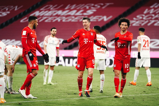 Bayern Munich 5-2 Mainz 05: Ngược dòng ngoạn mục! - Ảnh 2.
