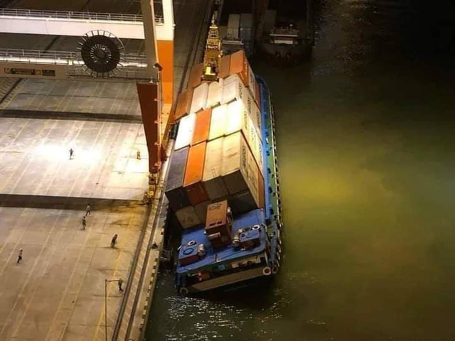 Trục vớt thành công 22 container bị rơi xuống nước tại cảng Cái Mép - Ảnh 3.