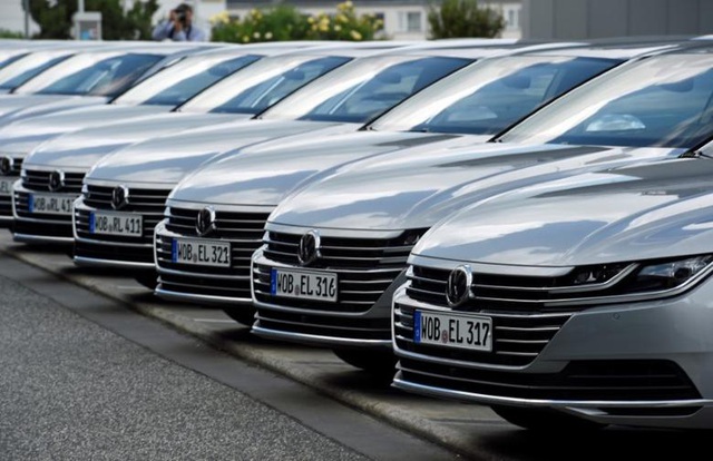 Thị trường ô tô Đức ghi nhận mức sụt giảm tồi tệ nhất trong 30 năm - Ảnh 1.