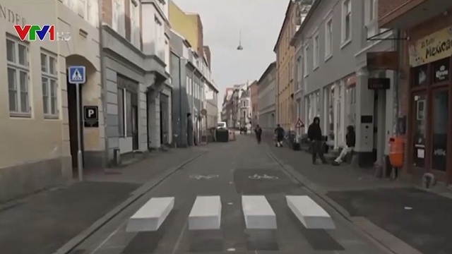 Vạch sang đường 3D tại thành phố lớn thứ hai của Đan Mạch - Ảnh 1.