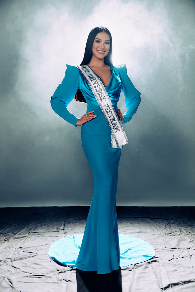 Miss Universe 2021: Kim Duyên biến hóa ấn tượng trong bộ ảnh mới - Ảnh 3.
