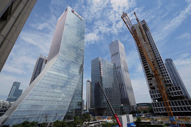 Sợ thị trường bất động sản đổ vỡ, Trung Quốc lại nới lỏng cho vay mua nhà - Ảnh 1.
