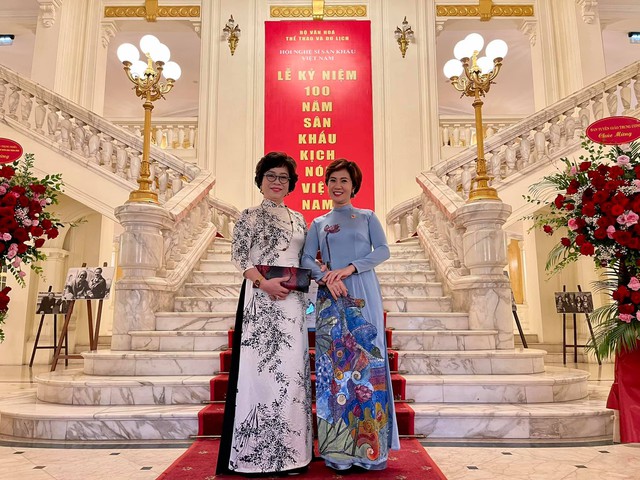 Nghệ sĩ hội ngộ kỷ niệm Tuần lễ 100 năm Sân khấu kịch nói Việt Nam - Ảnh 7.