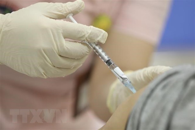 Ngày mai (27/10), TP Hồ Chí Minh dự kiến tiêm vaccine COVID-19 cho trẻ em - Ảnh 1.