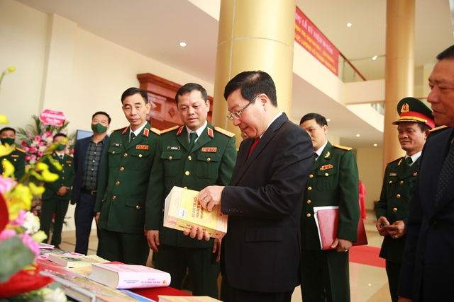 Học viện Chính trị đón nhận danh hiệu Anh hùng Lực lượng vũ trang nhân dân - Ảnh 1.