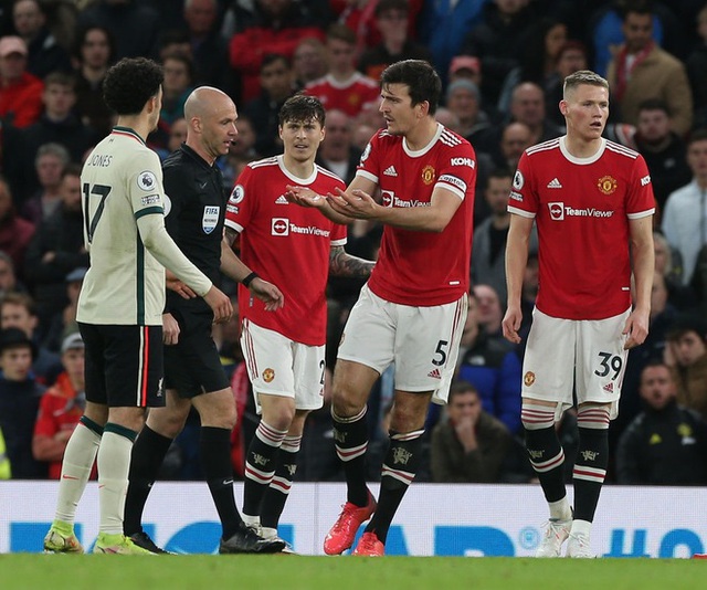 Harry Maguire xin lỗi người hâm mộ sau trận thua Liverpool - Ảnh 1.