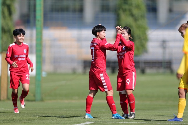 Than KSVN giành hạng Ba tại Giải bóng đá Nữ Cúp Quốc gia 2021 - Ảnh 2.