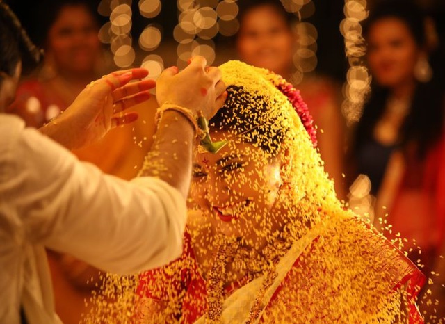 9 quy tắc độc lạ chỉ xuất hiện trong đám cưới Ấn Độ - Ảnh 8.