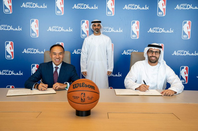 UAE đạt thỏa thuận tổ chức 2 trận giao hữu trước mùa giải của NBA - Ảnh 1.