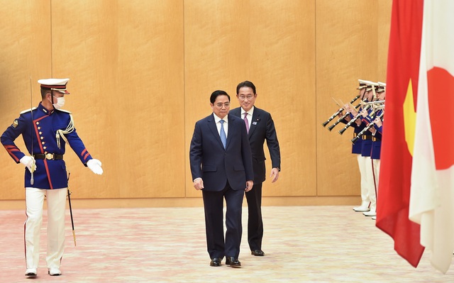 Lễ đón trọng thể Thủ tướng Phạm Minh Chính thăm chính thức Nhật Bản - Ảnh 1.