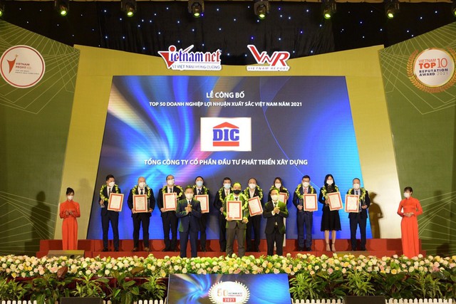 Tập đoàn DIC đạt Top 50 doanh nghiệp lợi nhuận tốt nhất Việt Nam - Ảnh 1.