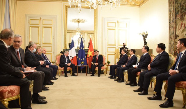 Chủ tịch Thượng viện Pháp: Hết sức coi trọng vị trí, vai trò của Việt Nam - Ảnh 1.