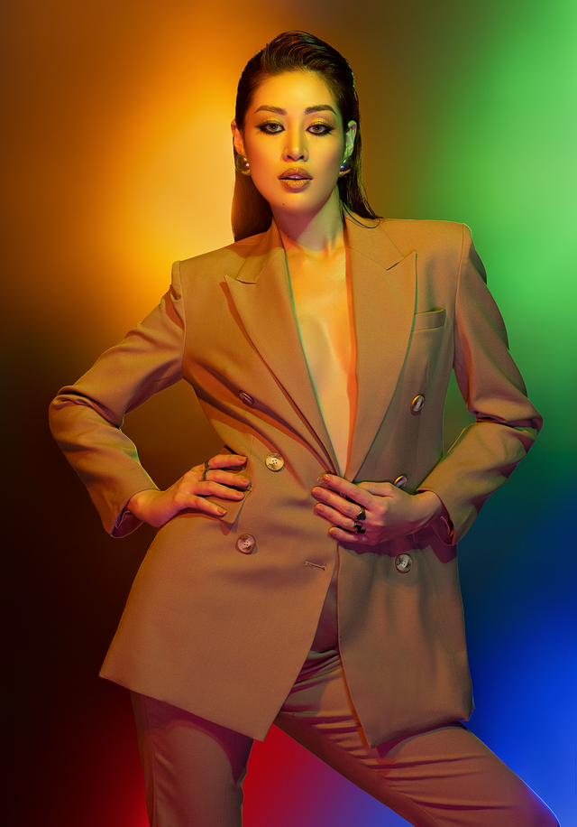 Hoa hậu Khánh Vân cá tính trong bộ ảnh mới - Ảnh 2.