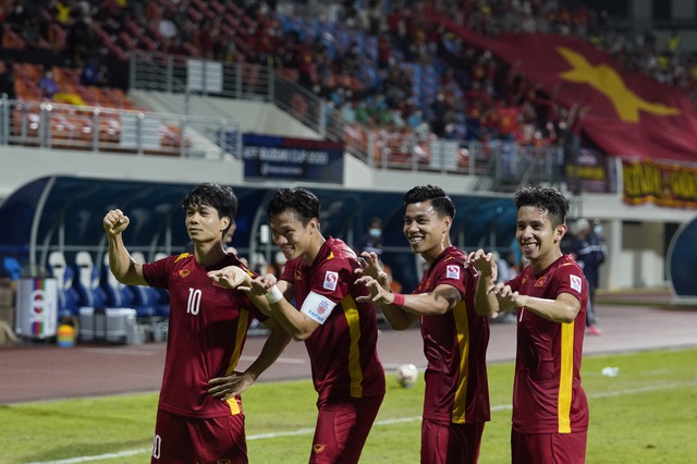 HLV ĐT Malaysia: Chúng tôi đã thua đội bóng mạnh hơn - Ảnh 1.