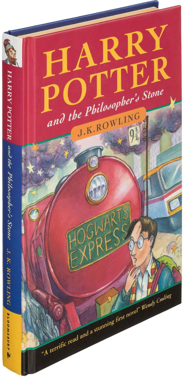 Ấn bản đầu tiên của Harry Potter đạt đấu giá gần 500.000 USD - Ảnh 1.