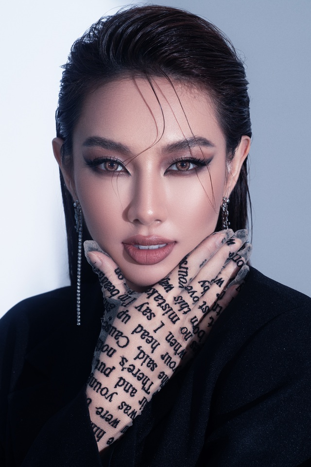 Thùy Tiên gợi cảm hậu đăng quang Miss Grand International 2021 - Ảnh 9.