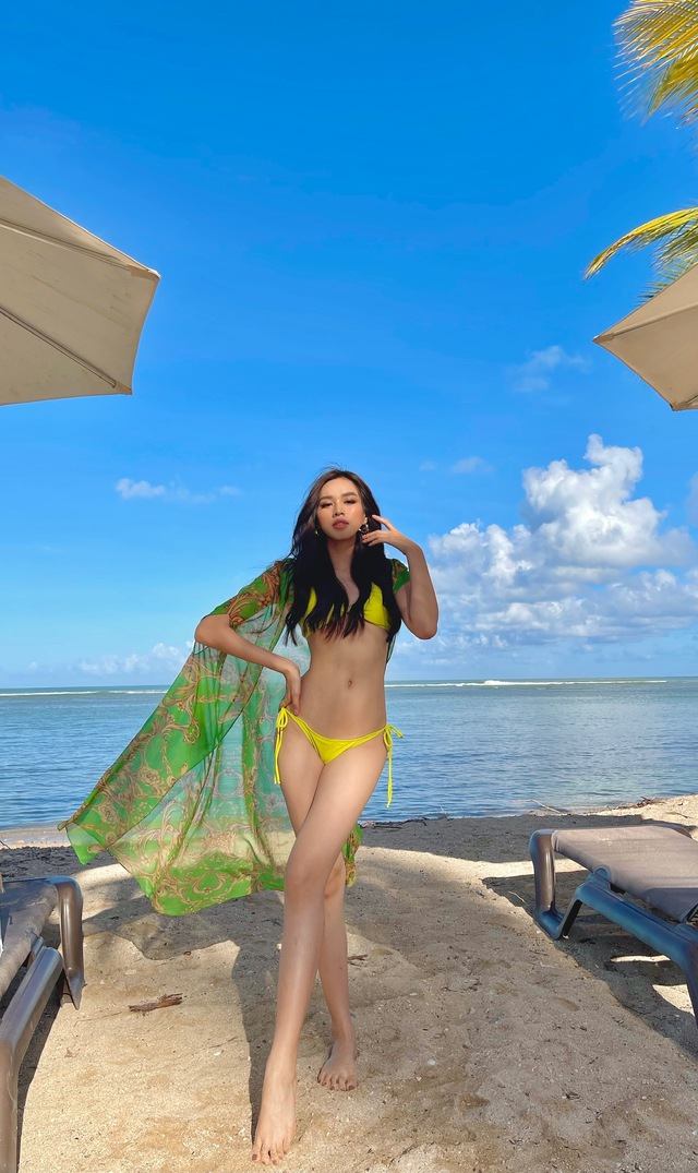 Miss World 2021: Bị ong chích, Đỗ Thị Hà vẫn thả dáng quyến rũ với bikini - Ảnh 3.