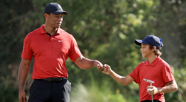 Tiger Woods và sự trở lại với golf tại PNC Championship - Ảnh 2.